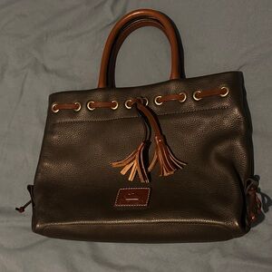 GENUINE DOONEY & BOURKE WAKEFIELD TASSEL TOTE